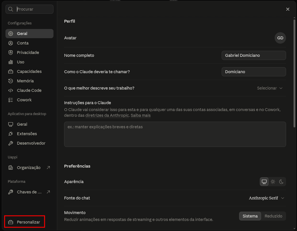 Tela de Configurações do Claude Desktop, com a opção Personalizar destacada